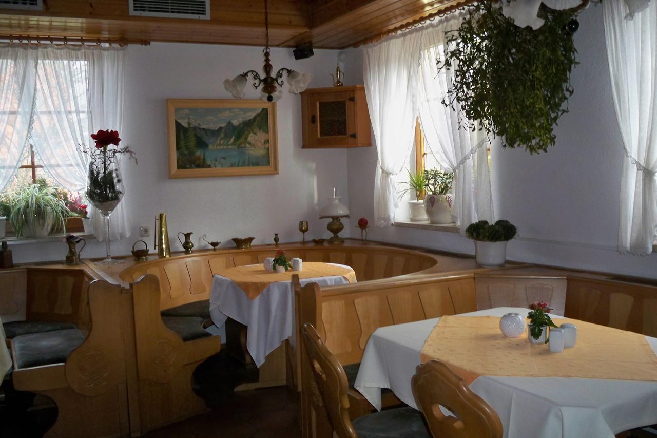 Gasthof Zum Doehlerwald Klingenthal Bagian luar foto